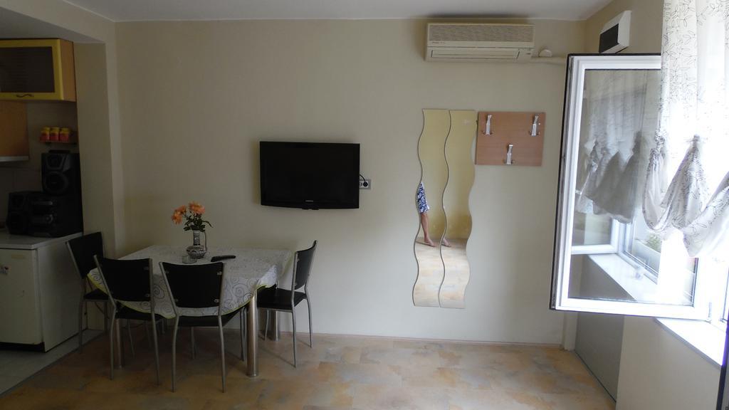 Zen Apartmani Novi Sad Buitenkant foto